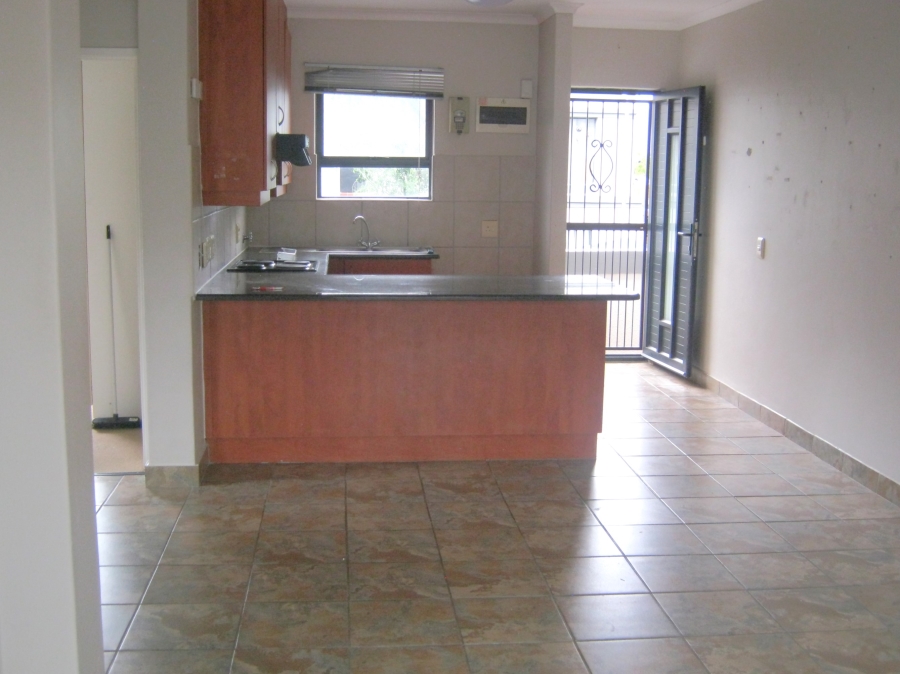 To Let 3 Bedroom Property for Rent in Longdown Western Cape